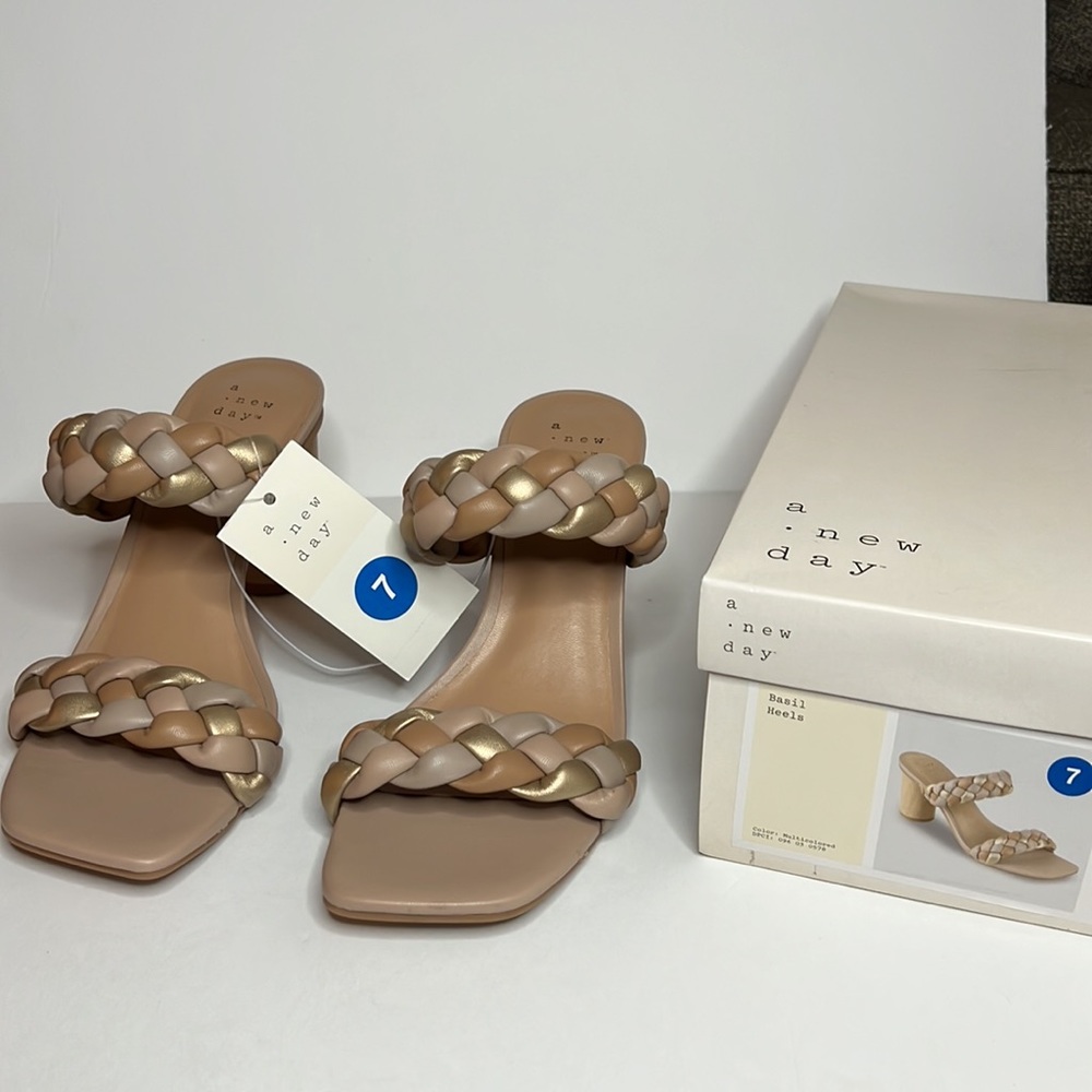 Women's Basil Heels - A New Day